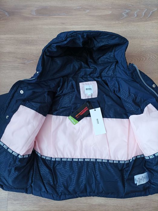 Hugo Boss Ново оригинално яке 5-7 год