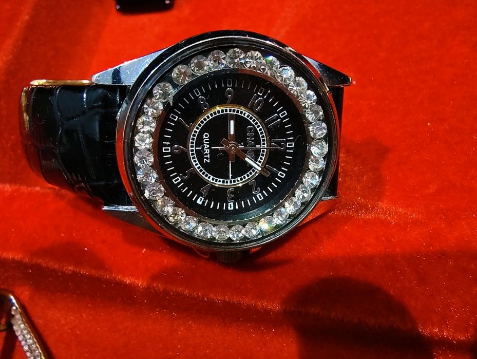 Часы для женского