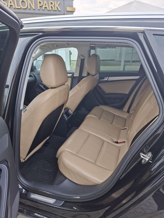 Vand /Schimb Audi A4 2.0 TDI 2009 Automat 143 CP