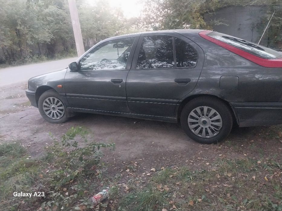 Продам нисан примера