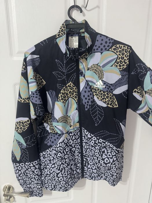 Дамско яке (връхна дреха) Adidas - Хs