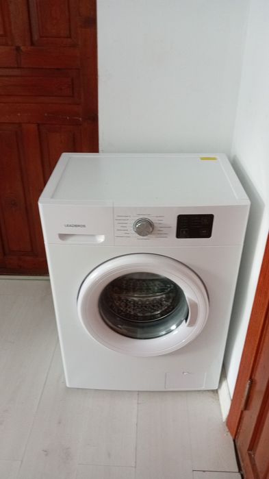 Холодильник и стиральная машина