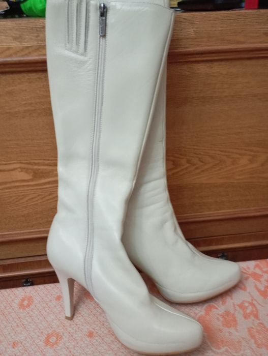 Продам сапоги женские