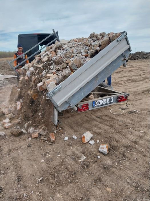 Moloz tractari auto transport marfa