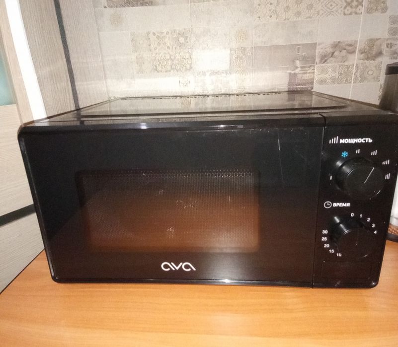 Продам микроволновку ava