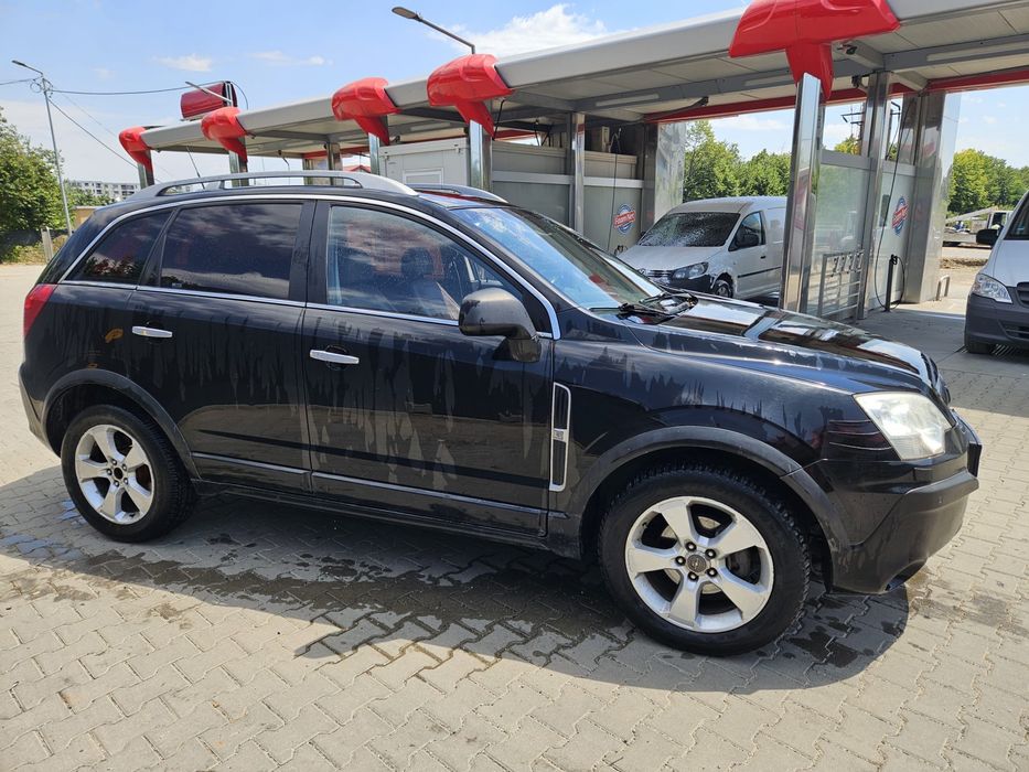 Vand Opel antara 4x4 pret foarte fix