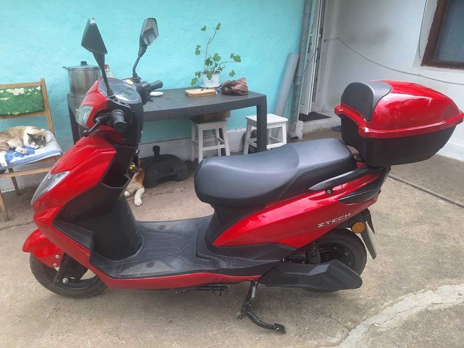 Vand Scuter  electric ZT-36 (25km/h) Stare impecabila,unic proprietar