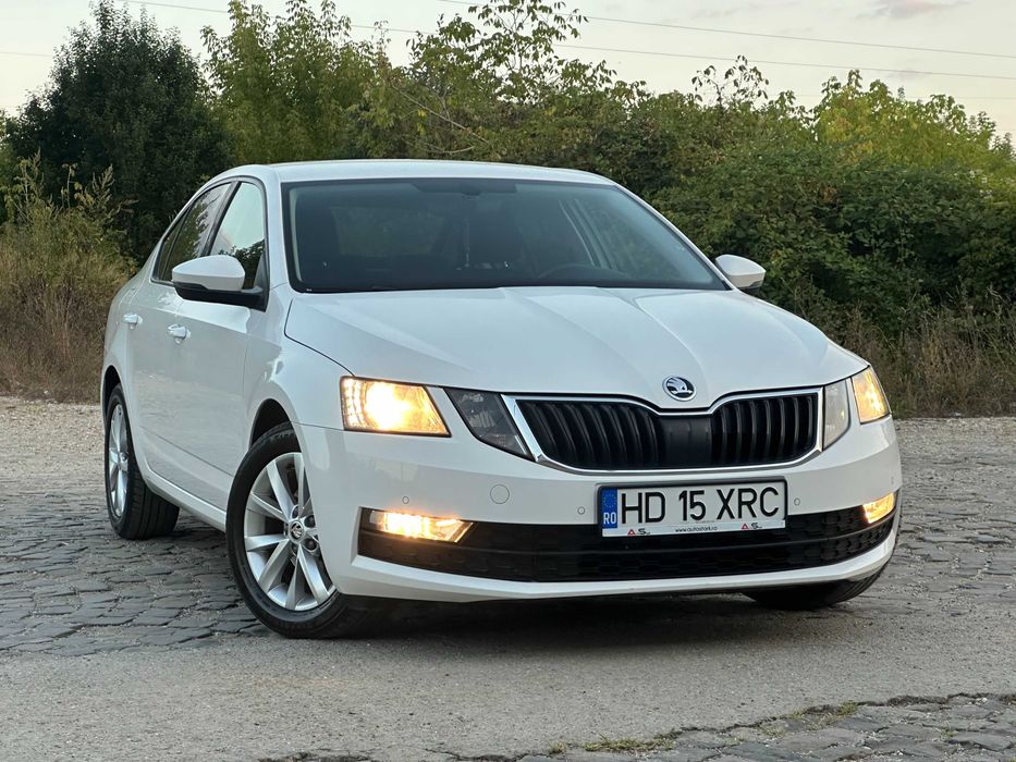 Skoda Octavia*1.6 diesel*af.2018*contract+fiscal pe loc*navigatie*Maxi-Dot !