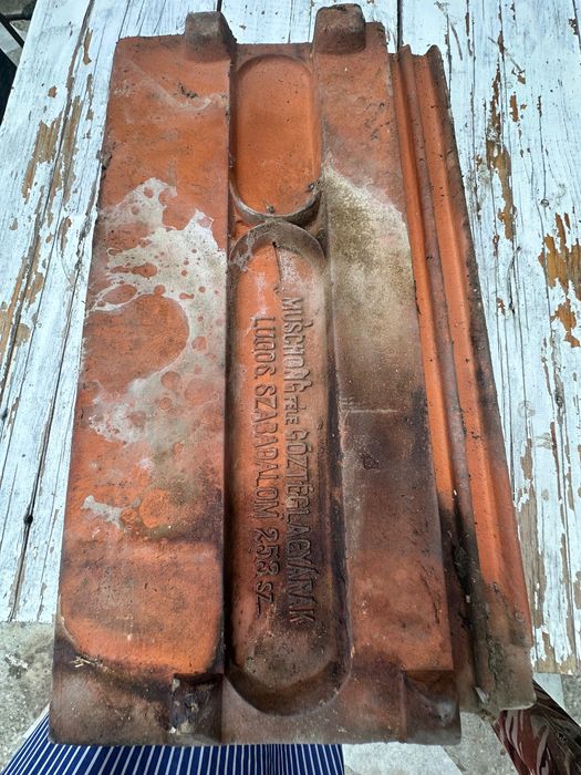 Țiglă Mondial , Muschong, Olane