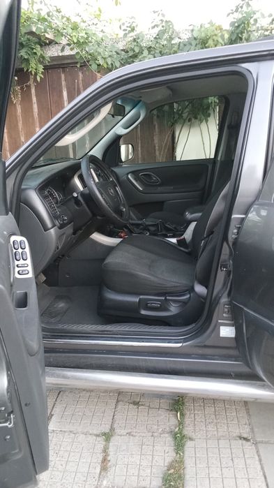 Mazda tribute 2,3i 2005