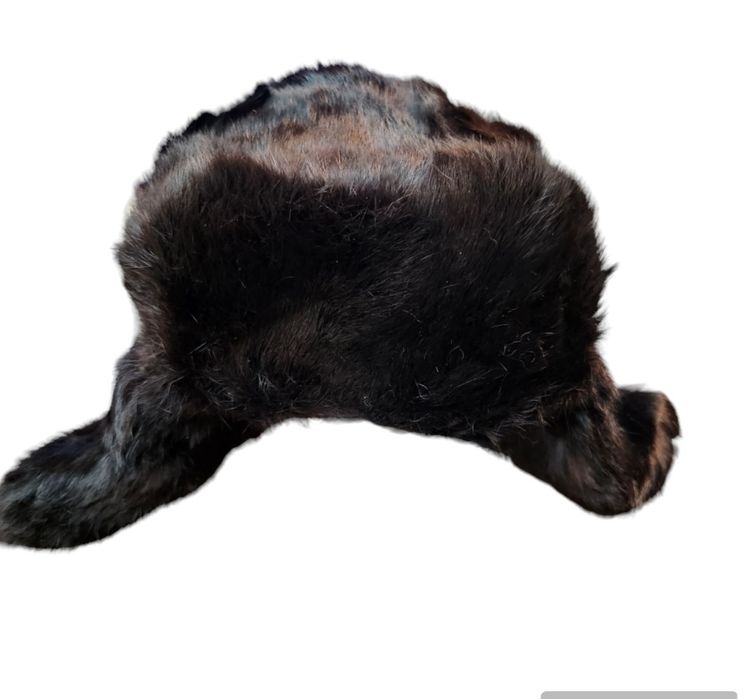 Дамска шапка ушанка