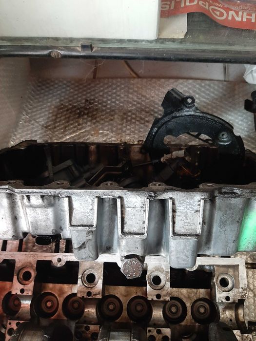 Части за wv туран 2.0TDi 140k.с.