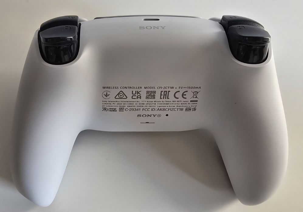 Consola Sigilata PlayStation PS5 Slim Digital Edition 1Tb FC26 Edition , 1 maneta, garantie 2 ani + o maneta garantie