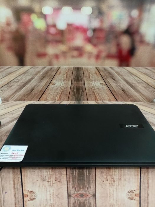 Ноутбук Lenovo N3060 Nur Lombard