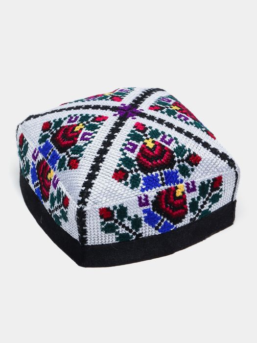 Тюбетейки.  Миллий ироки  дуппи