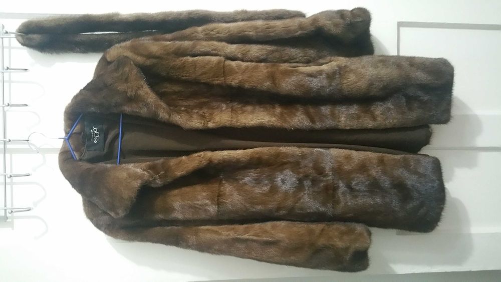 Шуба норковая ( Made in Italy). Была куплена в Европе.