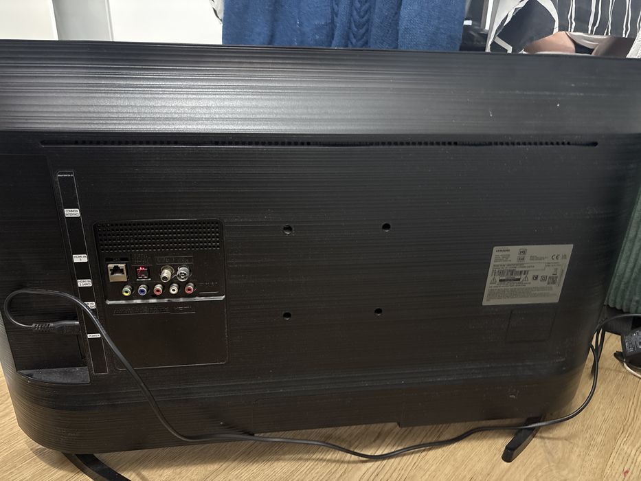 Телевизор SAMSUNG Smart TV 32inch UE32T5372 FHD LED