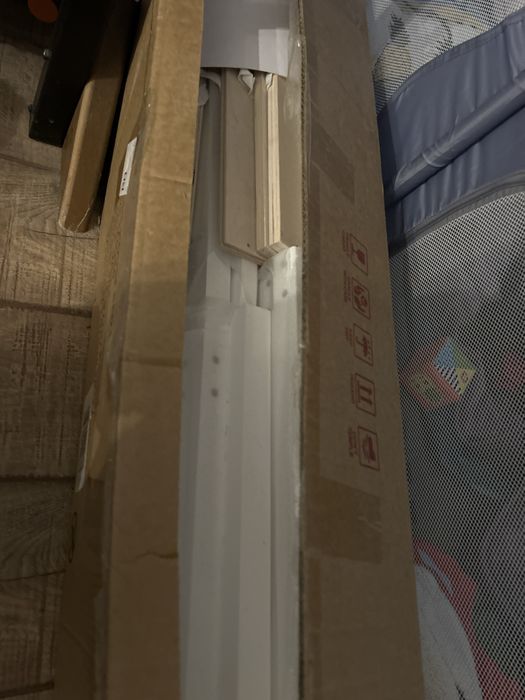 Pat Montessori copii 80x160 cu balustrada si cadru, alb D8