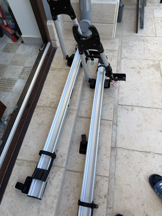 Suporiti biciclete Thule