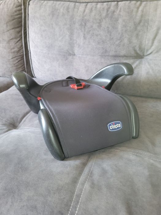 Бустер автокресло chicco