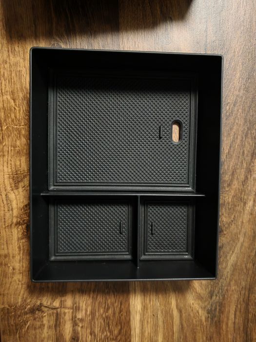 Органайзер за предна конзола  Tesla 3 Highland, Y