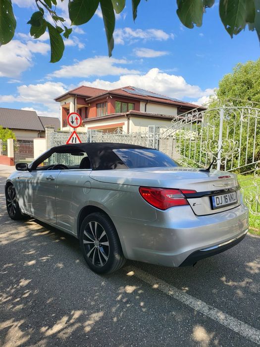 Chrysler 200 , 62000 KM
