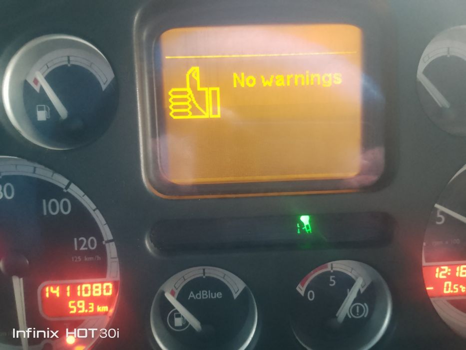 Тягач даф 105460