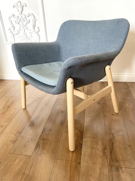 Продам кресло ikea