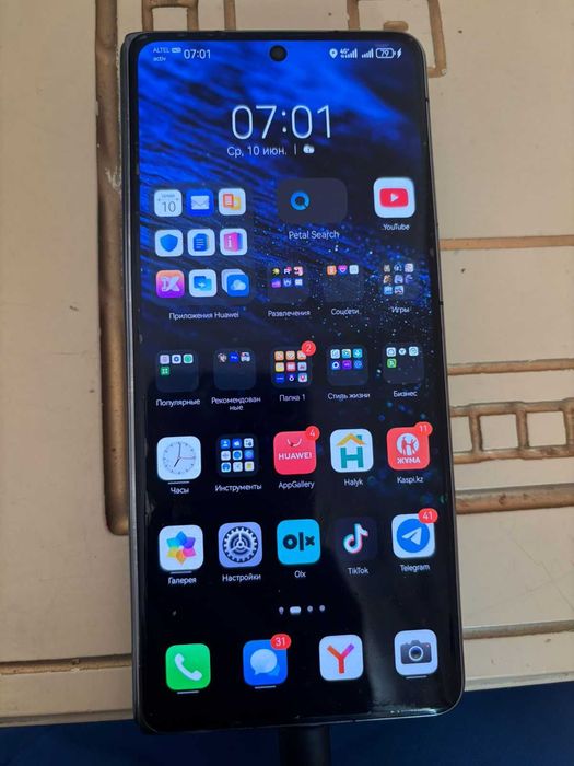 Huawei mate X3 16/512