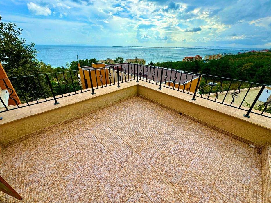 Продава се Тристаен апартамент в Свети Влас - 125 кв.м за 1272 €/кв.м - Снимка #3