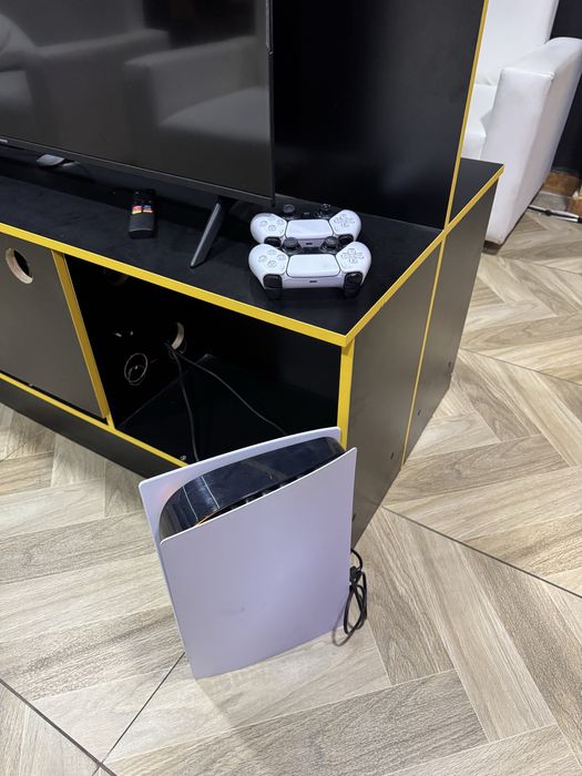 PS5 с 2 оригинальными DualSense.
