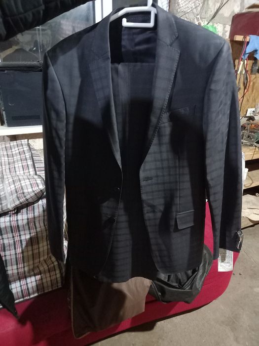 Продаётся кастюм новый