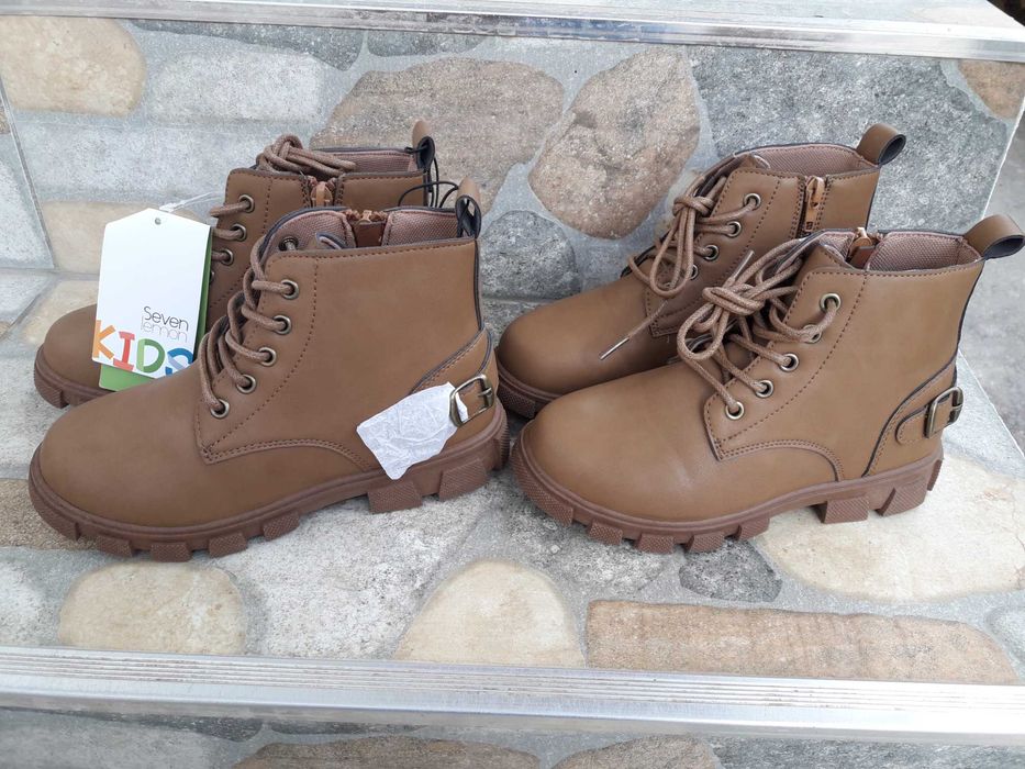 Ботуши нови 31 и 32 номер