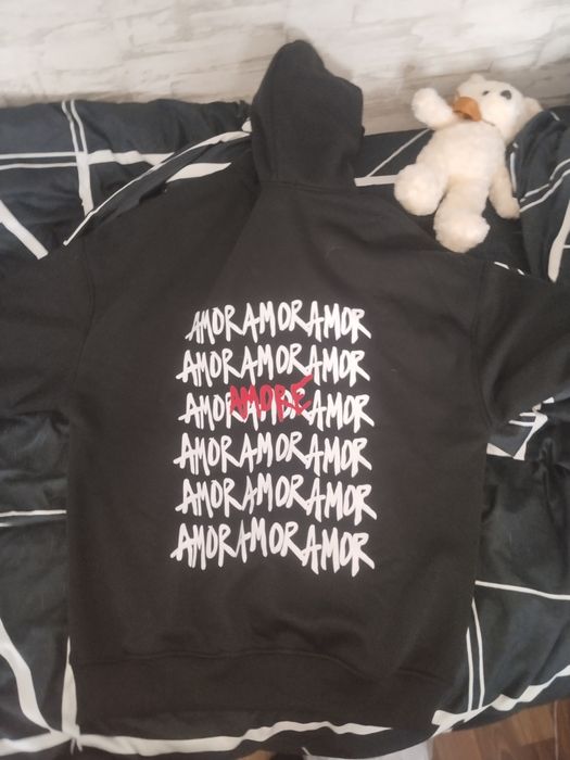 Продам худи срочно!