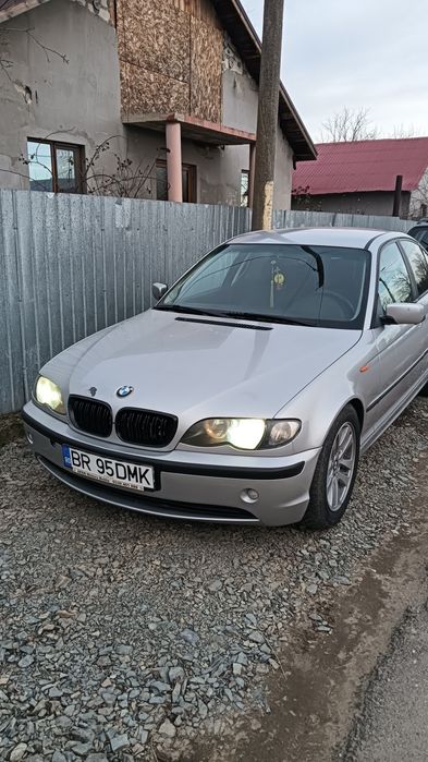 Vând e 46 1,8benzina