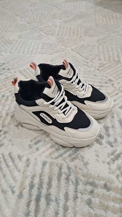 Женская обувь по 500