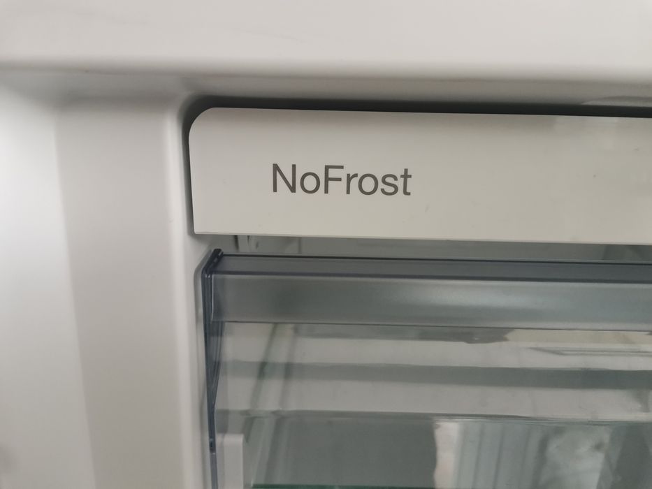 Вертикален фризер Construkta 200 L