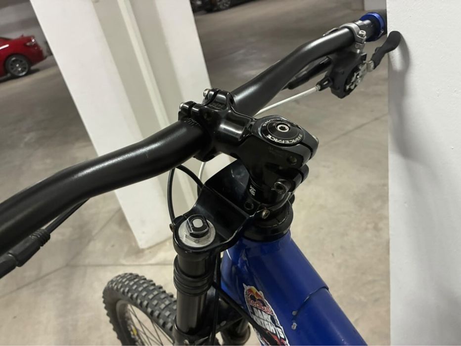 Велосипед Santa Cruz Bullit DH