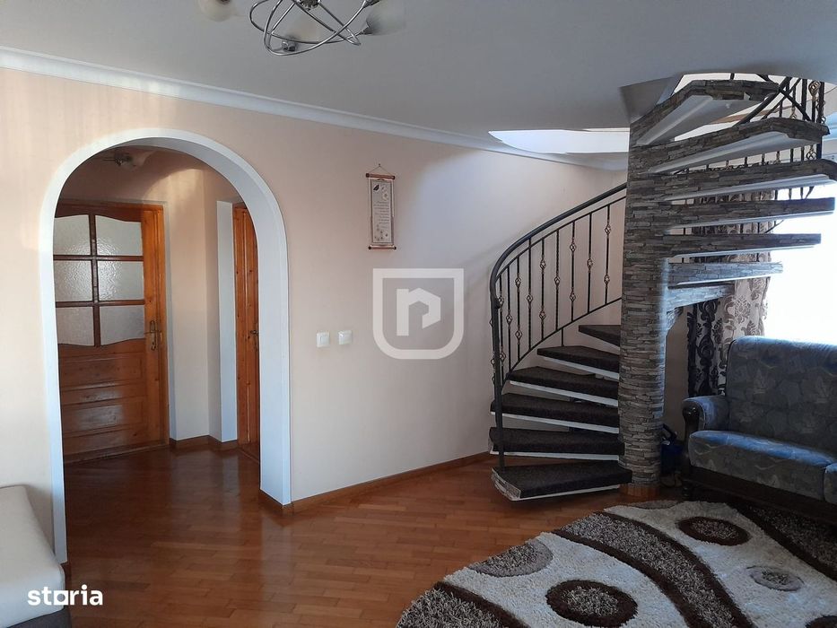 Casă 5 camere, 2.800 mp teren, Dărmănești – 13 km Suceava