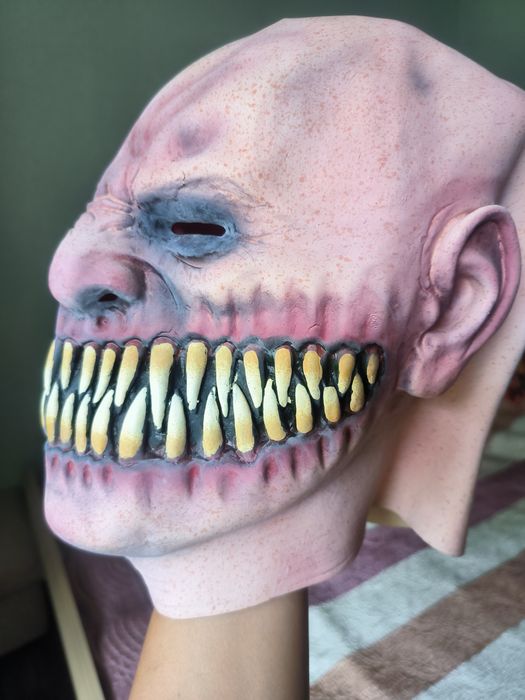 Маска на Хэллоуин