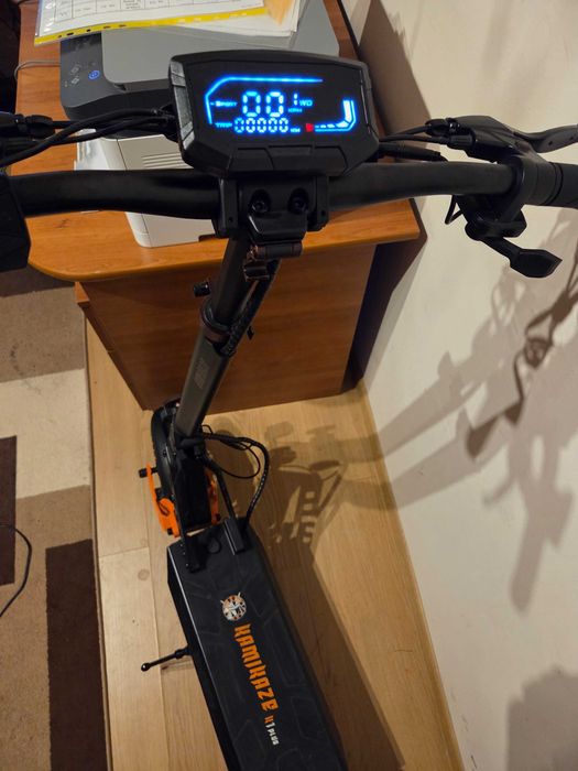 Vand trotineta electrica Kamikaze K1 Plus,pret negociabil.