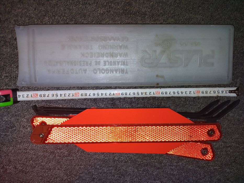 Авариен триъгълник (голям 55/45см)