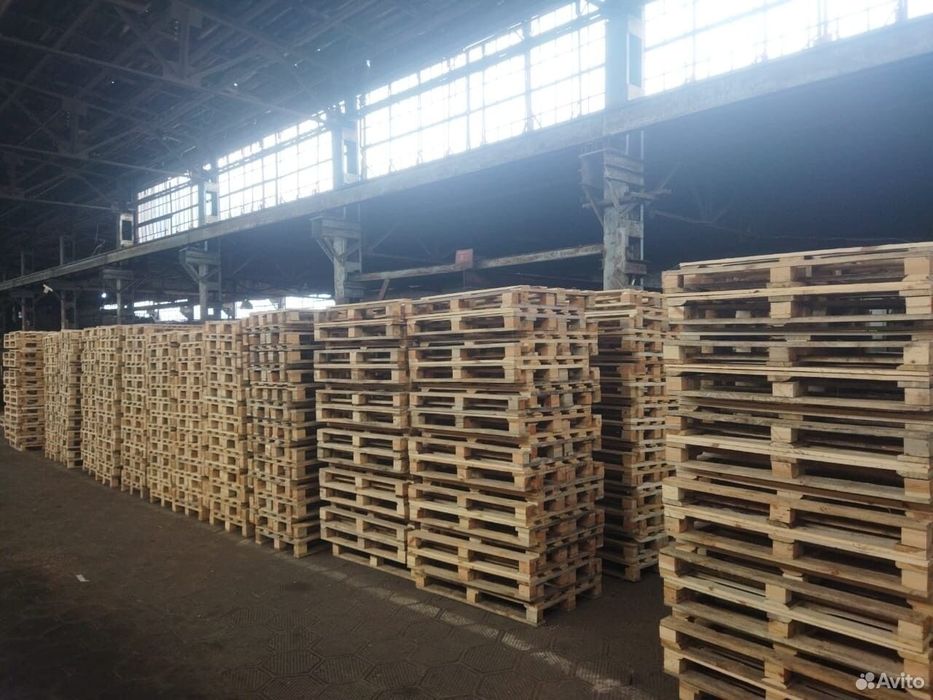 Новые поддоны паллеты.