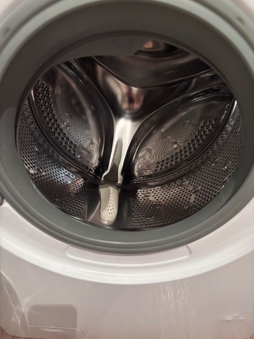 Продам стиральную машину Candy