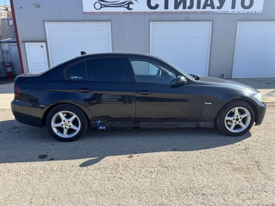Bmw 320i e90 автоматик 3950€
