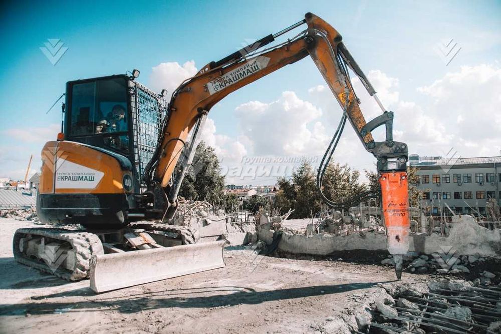 Гидрорыхлитель Impulse R100 Evolution на мини-погрузчик JCB SSL 175