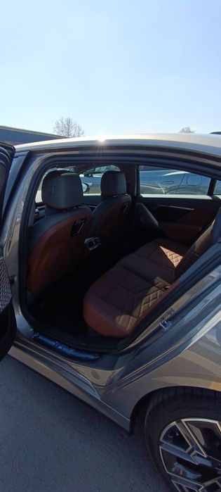 **Bmw i5 40L full
2025/07
Yengi bez probeg
Tamojnida
Pirelli vsesez