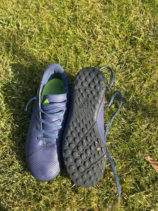 Футболни обувки Adidas