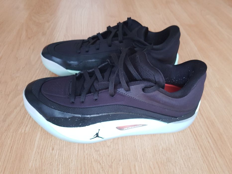 Маратонки Jordan 44