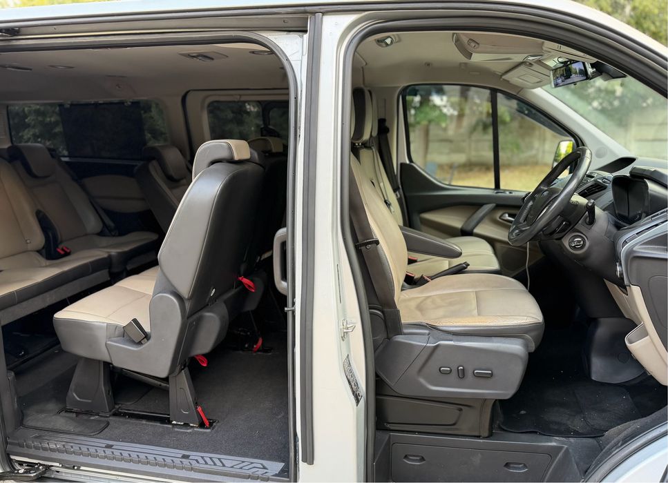 Ford Custom - 9 Locuri - XXL - 2013 - 2.2 Diesel - 155 CP - Manual 6+1 Trepte - Cui Remorcare - Full Electric - Interior piele perforat - AC -